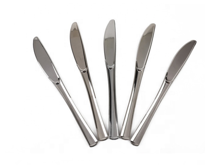 Plastic Silver Knife Xueli 18 Units