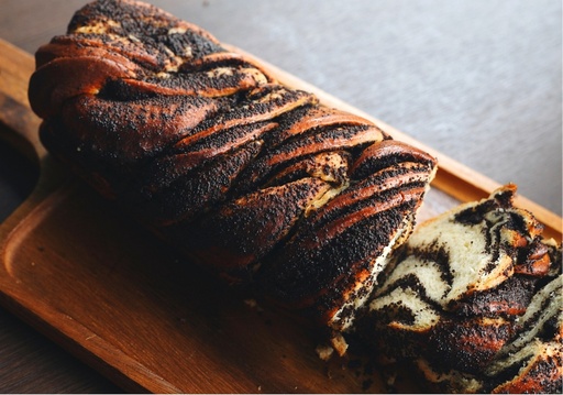 [BAK-0042] Babka Yeast cake Poppy seed flavor 